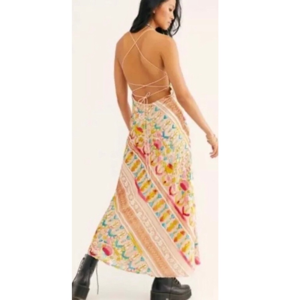 NWT Free People Genie Magic 8 Pink Velvet Floral - Picture 2 of 4